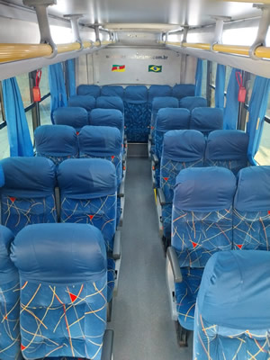 Carro 7004 - 25 lugares completo